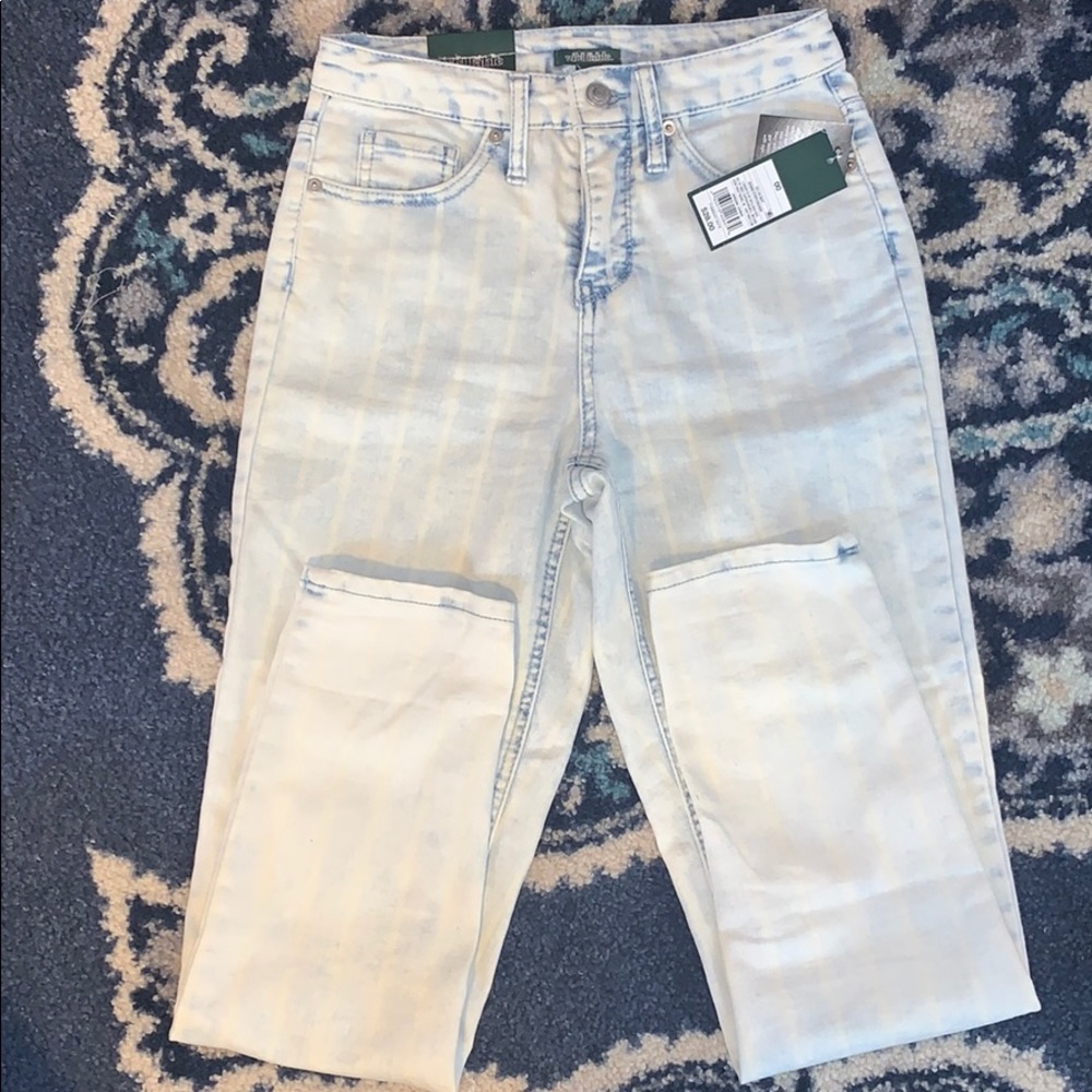 Women’s High-Rise Mom Jeans with unique finish